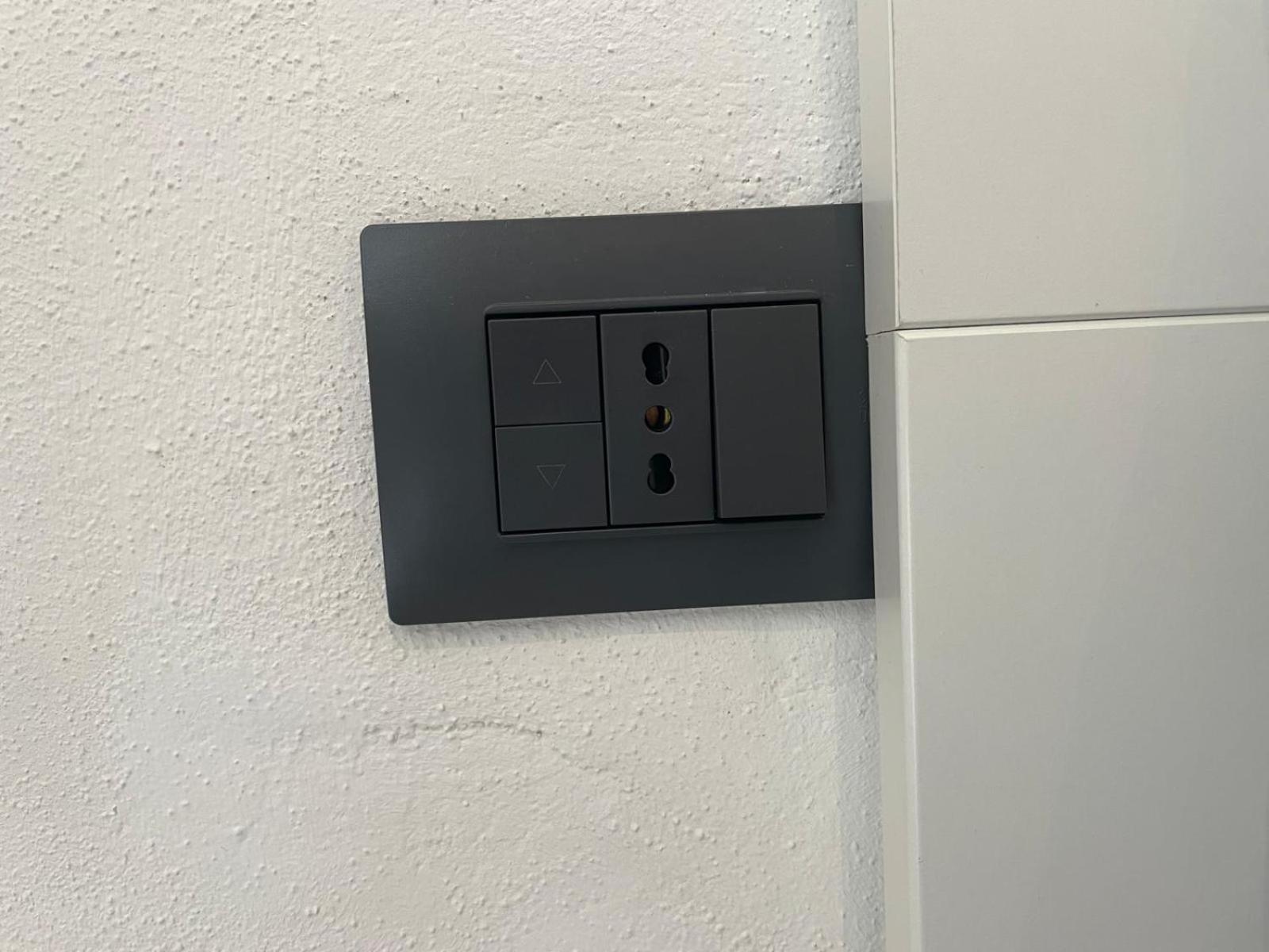 Drooms 4,0 Domotic Smart Self 24H,7 Vicino Treni Porta Susa E Centro Storico Torino Esterno foto