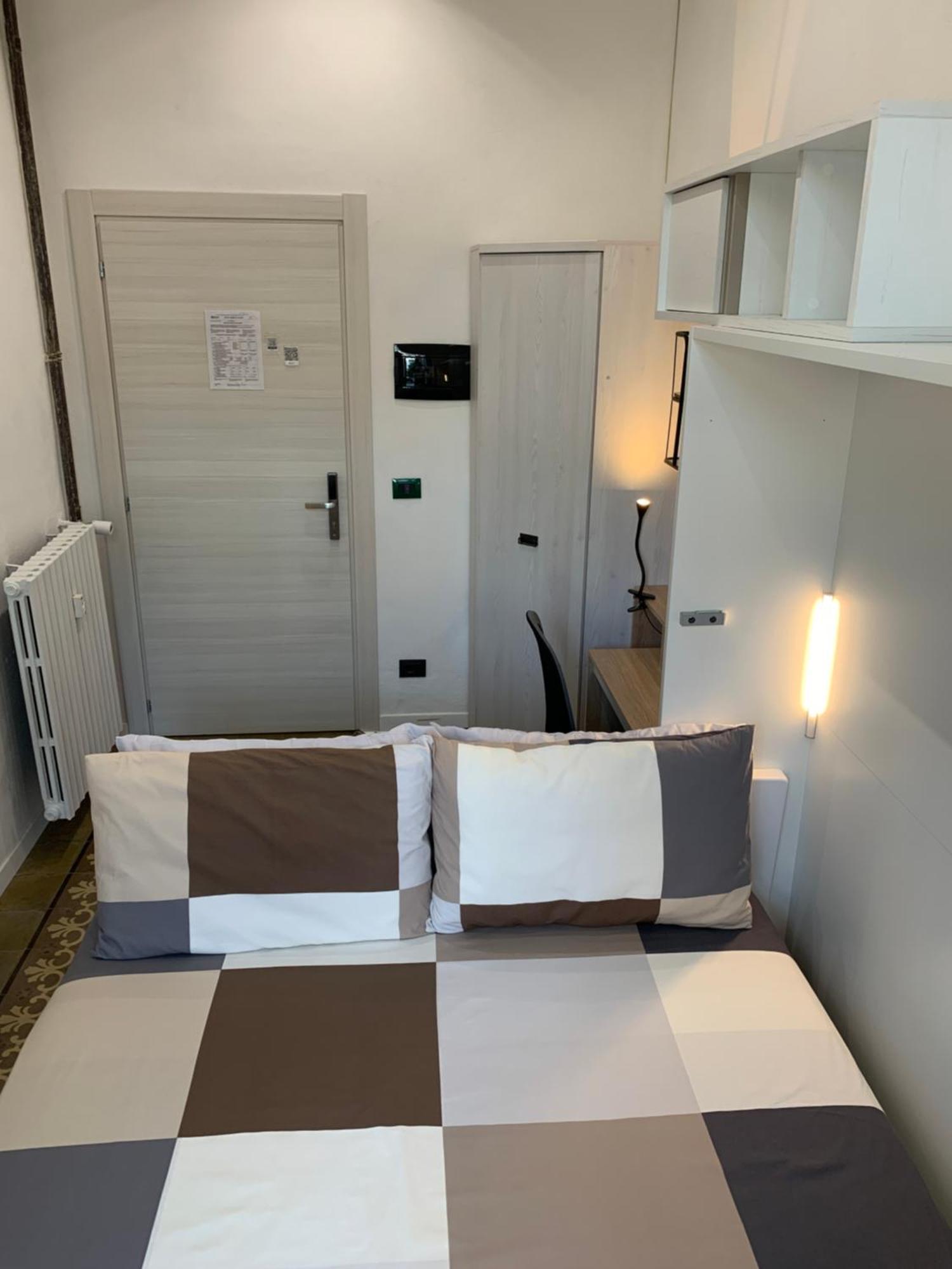 Drooms 4,0 Domotic Smart Self 24H,7 Vicino Treni Porta Susa E Centro Storico Torino Esterno foto